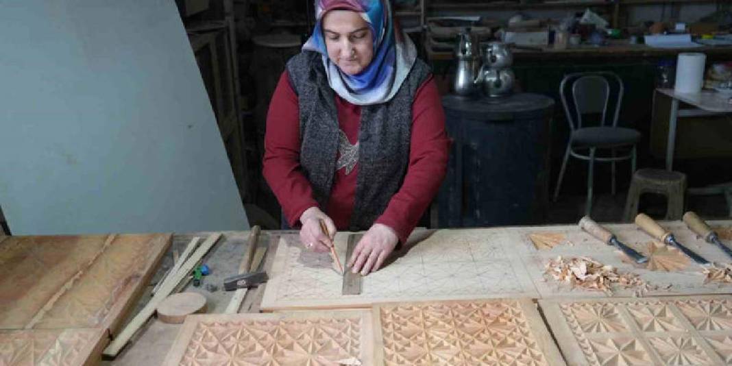 Selçuklu ve Osmanlı motifleriyle dikkat çekiyor: Hobisi şehir dışı siparişlerine kadar taştı 3